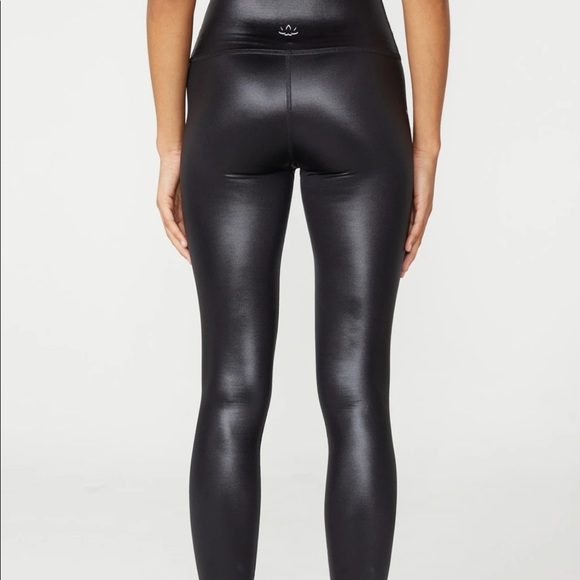 Beyond Yoga Black High Waisted Legging with Stretchy “Leather-like” fabric. - Picture 2 of 8